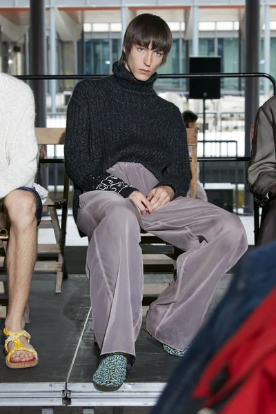 Look 23